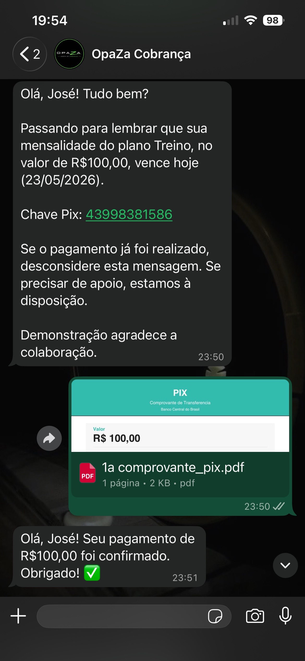 Cliente recebendo cobrança do Opaza no WhatsApp e enviando comprovante Pix